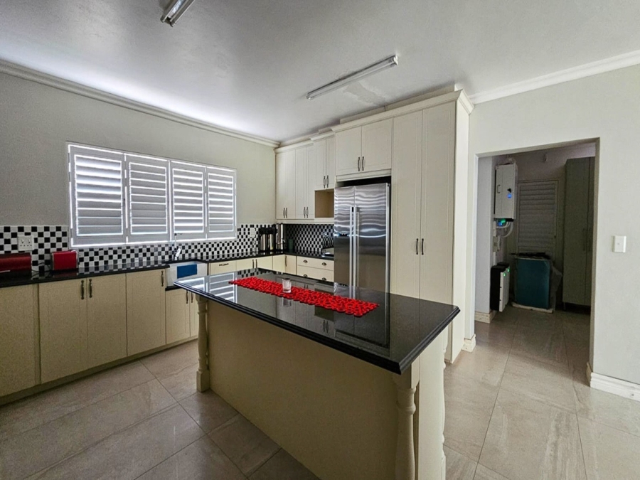 10 Bedroom Property for Sale in Parys Free State